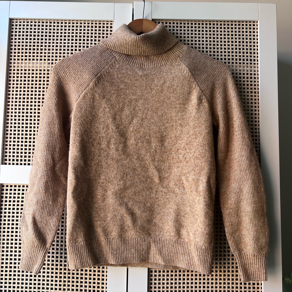 Loft Turtleneck Sweater Knit, Cable Detailing Flecked Beige/Oatmeal XS